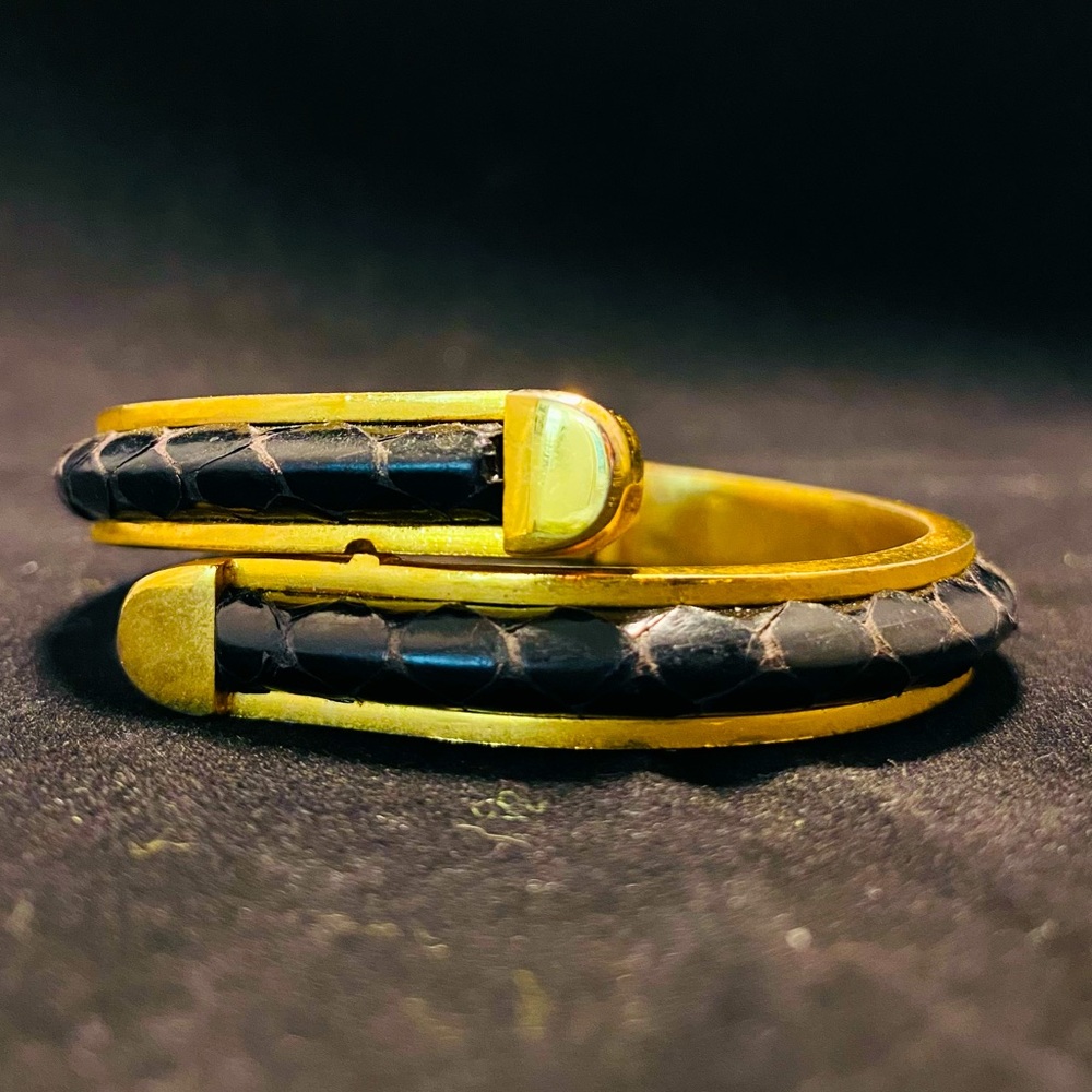 Retro Gold and Leather Cuff Bracelet